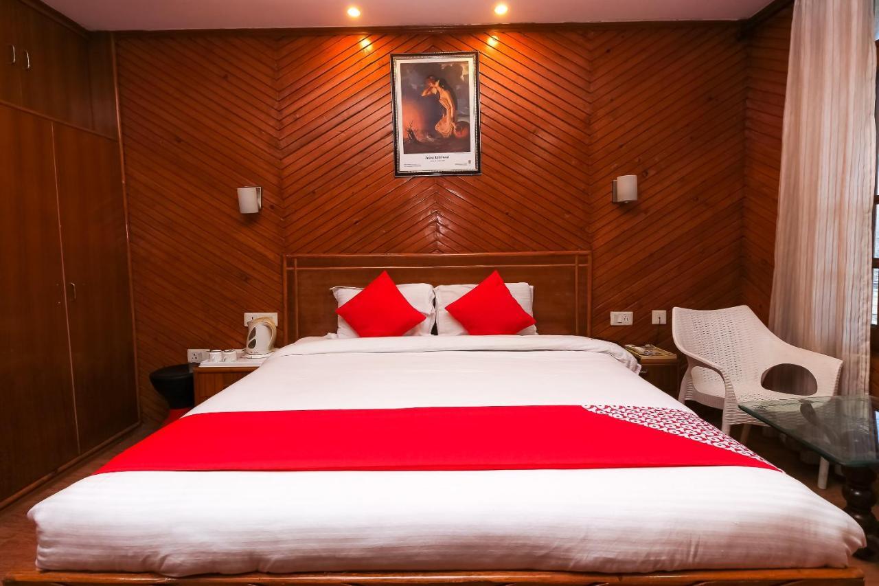 Oyo 8367 Hotel The Woodz Pālampur Buitenkant foto