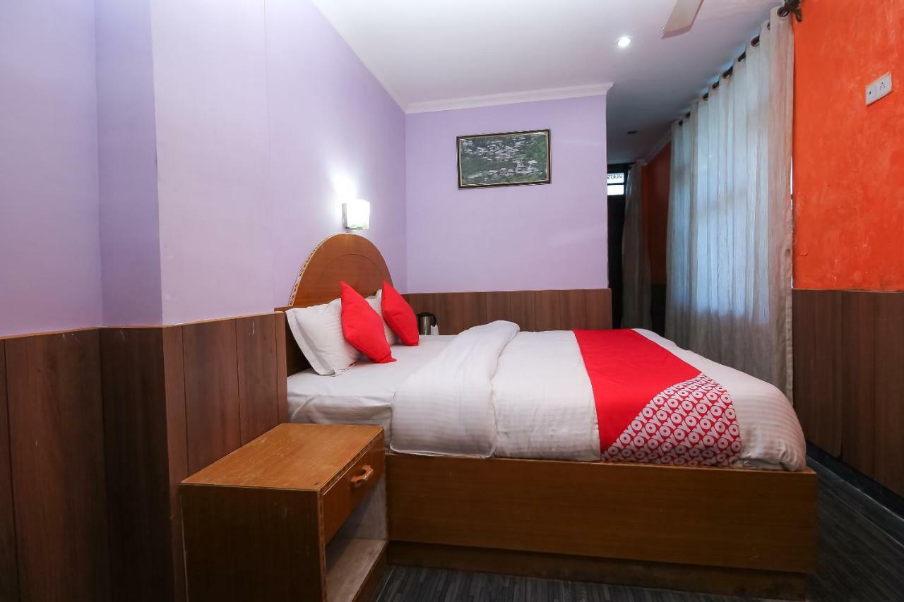 Oyo 8367 Hotel The Woodz Pālampur Buitenkant foto